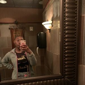 Meet your Posher, Zabrya